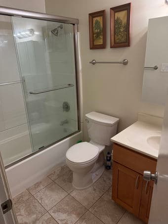 Looking for Roommate in Menlo Park 2bed/2Bath 2