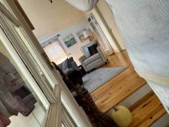 • Lrge cottage to shre 2B/2B in Atherton prefer fem; long & shrt term 2