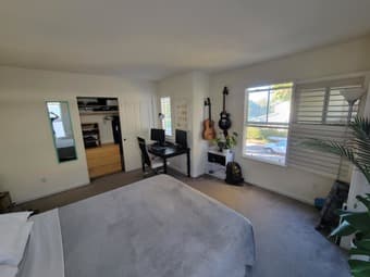 Large bedroom in a shared house 2