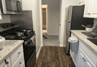Oak Creek 1BR (Dec 5, 2025 – Jan 13, 2026) — $2,200 3