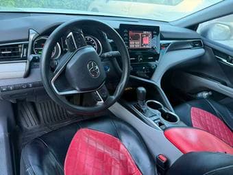 2023 Toyota Camry Hybrid LE-excellent condition 3