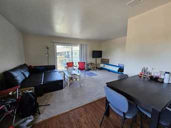 Furnished Room with Private Bathroom in Spacious Palo Alto Apartment 2