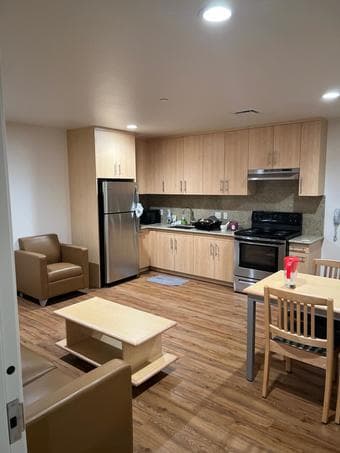 EVGR room (Highrise) in 2B Apartment 3