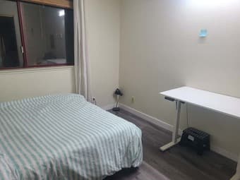 Palo Alto room (El Camino Way) - Available now - 4-8 weeks stay 2