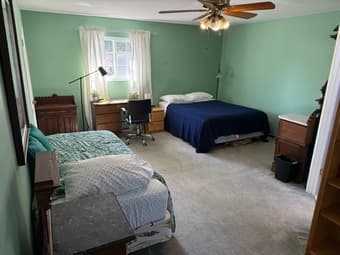 ROOM FOR RENT, month to month, near Stanford (Menlo Park) 1
