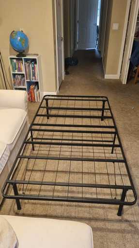 Foldable metal bed and matress(twin) 1