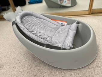 Skip hop whale 3-stage infant bathtub 1
