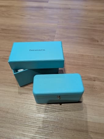 Authentic Tiffany & Co Diamond earrings 2