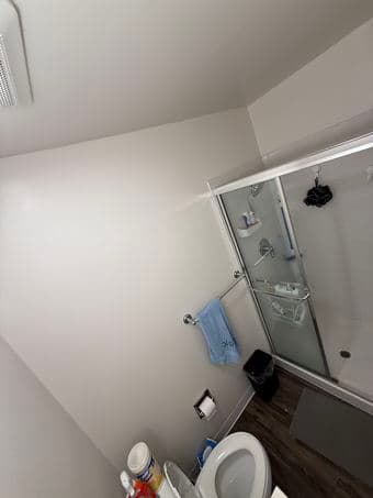 1 bed/1 bath available in a 2 bed/2 bath unit at Oakcreek Apartments. 3