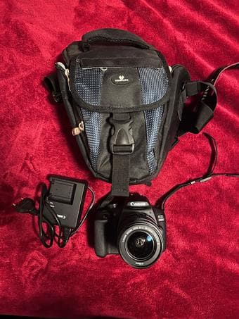 Canon EOS 2000d 1