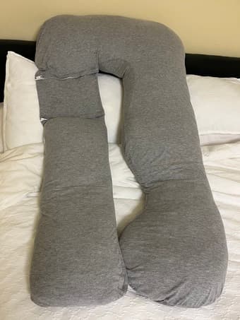 Pregnancy pillow 1