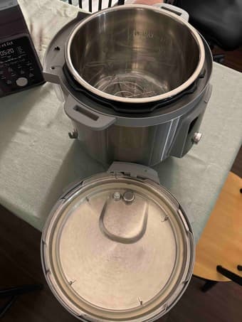 Instant Pot, 8-Quart Whisper Quiet 9-in-1 Pressure Cooker (like-new) 3