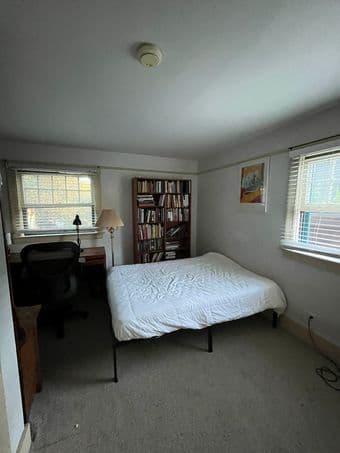 Room available! Palo Alto downtown - Right outside Stanford campus 1