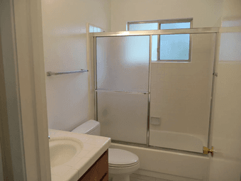 Room in 2B1B in Downtown Palo Alto from 1st April 3