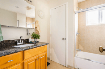 One bedroom, Downtown Menlo Park close to Stanford (short term) 2