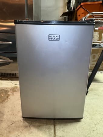 Black and Decker Mini Fridge 3.2 cubic feet - Great Condition 1