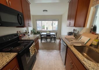 Private room & bathroom in Palo Alto - Available in March 1