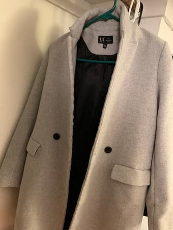 Used Small sized coat for sale 1