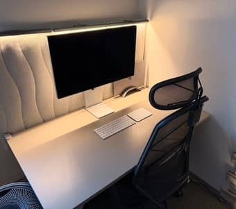 Like-New IKEA Standing Desk Setup Worth $600 (+Privacy Screen+Lights) 1