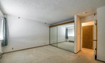 Mountain View near San Antonio Center 2B1B 2