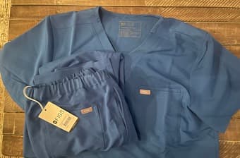 Fig’s Men’s Scrub Set Size L- New w/ Tags - Blue 1