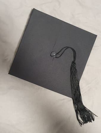 Harvard College graduation regalia (cap & gown) 3