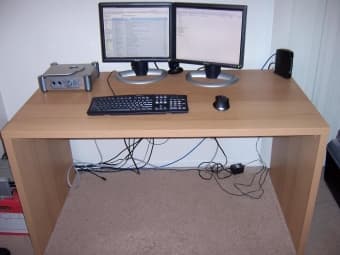 FS: Desk - $40 2