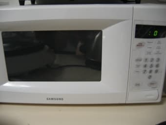 microwave ($10) 1