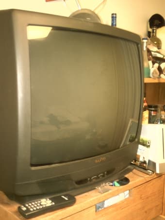 Selling 26 inch Sanyo TV - $40 2
