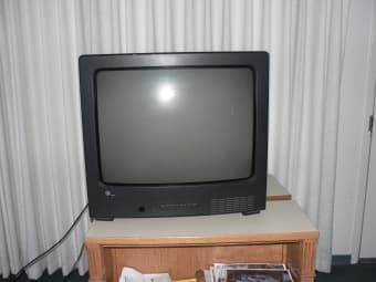FS: 25' TV 1
