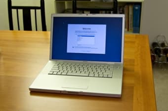2.0 GHz 15" MacBook Pro Core Duo - Loaded - $1000 1