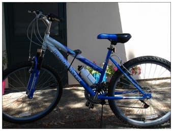 Sale: Female bike+LOCK, beautiful, more than 1 months used. 50$ only. 1