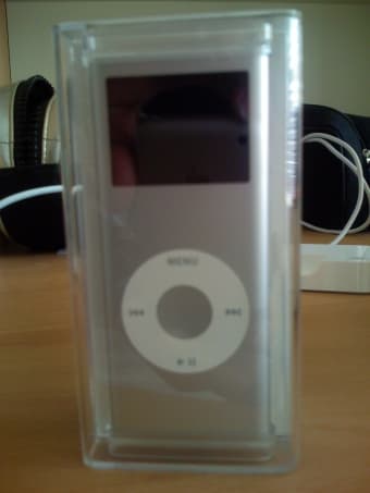 NEW 2nd Gen iPod Nano Silver 4GB - $130 3