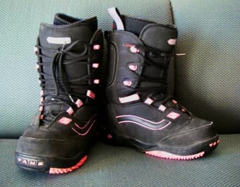 Vans Snowboard Boots - Wm sz 10 - $20 1
