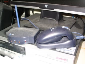 Gyration Ultra Gyro Wireless RF Mouse (3 buttons) 2