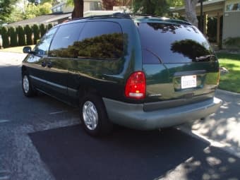 Dodge Grand Caravan SE 1997, 125K miles, excellent V6 3.3 liter engine 2