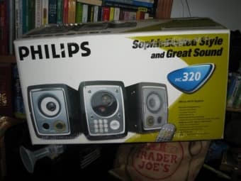 Philips Mini Sound System *$50* 3