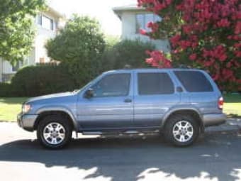 2001 NISSAN PATHFINDER 3