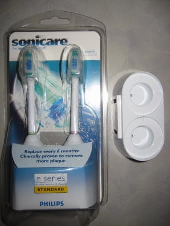 New Sonicare E-series Replacement 2 Brush Heads $15 1