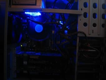 FS: Gaming Desktop w/ 9600GT SLI, 4 GB Ram, 2.8Ghz Core 2 Duo - $450 3