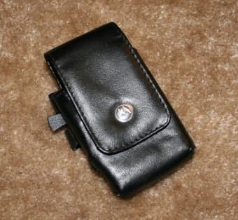 Motorola razr leather case 5$ 1
