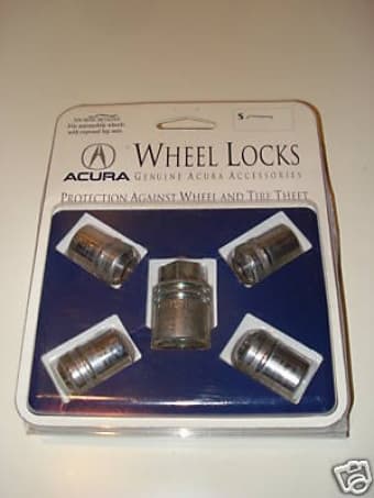 Acura/Honda Genuine Wheel Locks 40$ 1