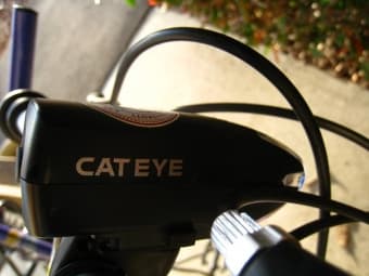 Nearly new bike with U lock and bike light for sale 2