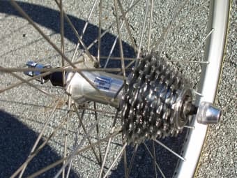 Vuelta Wheelset for Road or Hybrid Bike 2