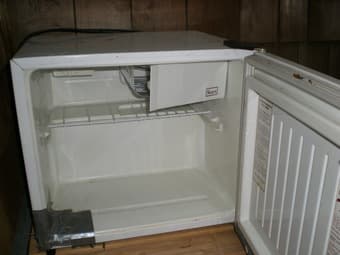 mini fridge $20 1