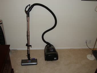 Moving Sale - Hoover Canister Vacuum Cleaner, excellent condition $50 1