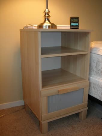 Attractive & Functional Birch Nightstand ??????? drawer & adjustable shelf 1
