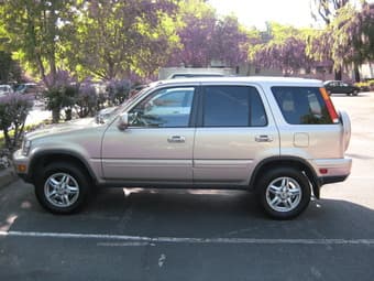 2001 Honda CR-V SE ($9,500) 1