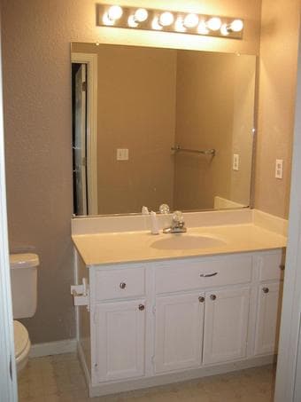 2 BR 2 BA Condo next to Downtown Redwood City @ 1750/mo 3