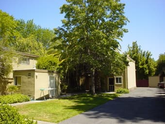 long term roommate----$900/month 2